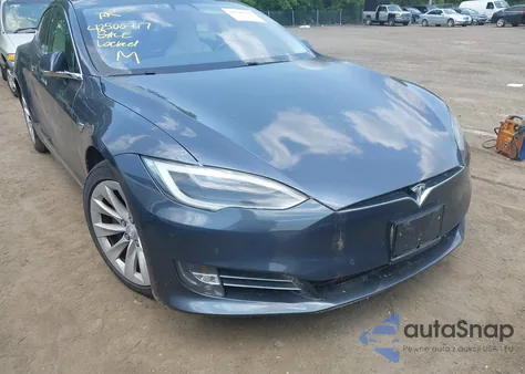 2017 Tesla Model S 100D/60D/75D/90D/P100D z USA, uszkodzony, nr VIN 5YJSA1E20HF222251